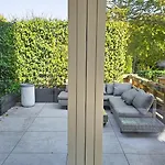 Luxus Neubau 65M2 City Wohnung - L